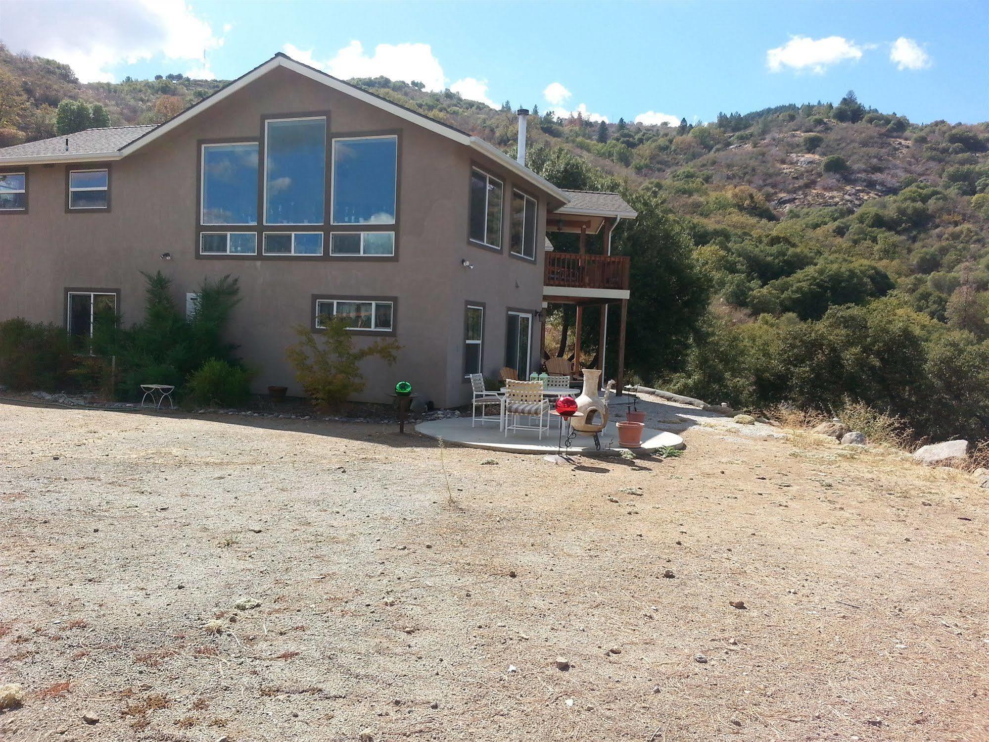 Yosemite Sierra View Bed & Breakfast Oakhurst Exterior foto