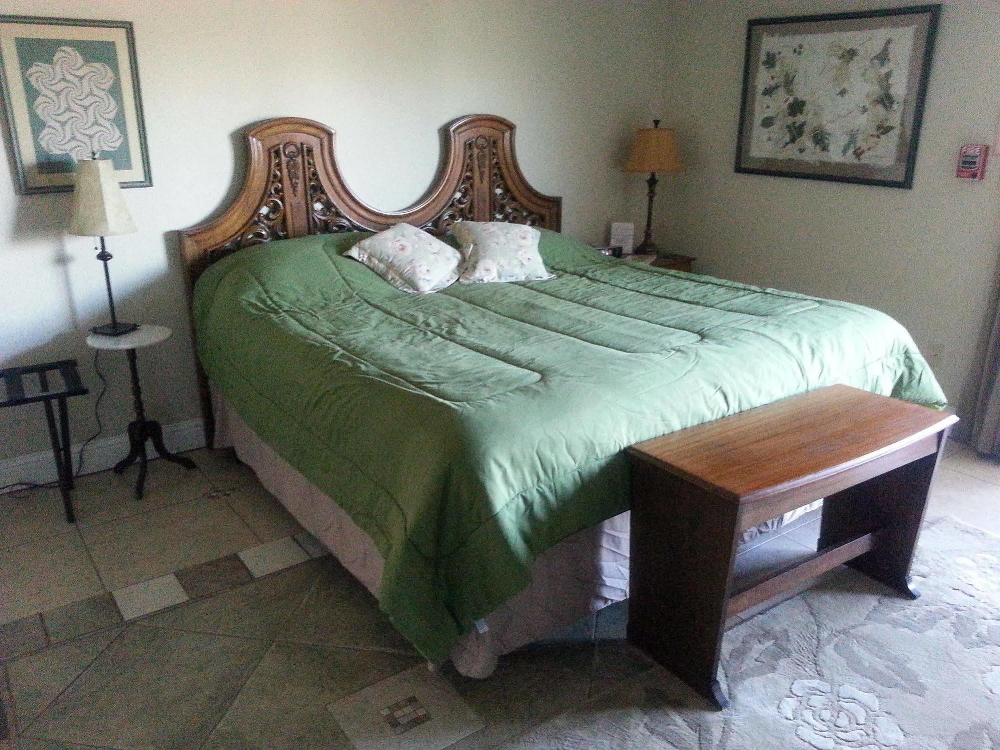 Yosemite Sierra View Bed & Breakfast Oakhurst Exterior foto